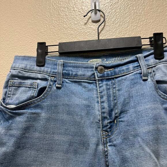 Old Navy Bermuda Shorts Blue Denim Jeans Cotton Mid-Rise Medium Wash Sz 12R - Picture 4 of 6